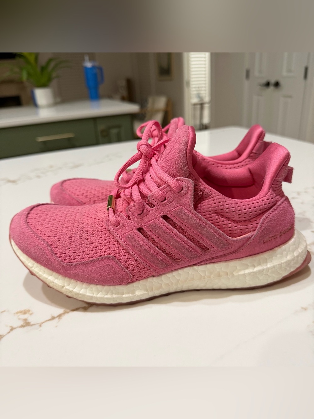 Adidas Women’s Ultraboost 1.0 Pink Fusion Gold Running Shoe (size 7)
